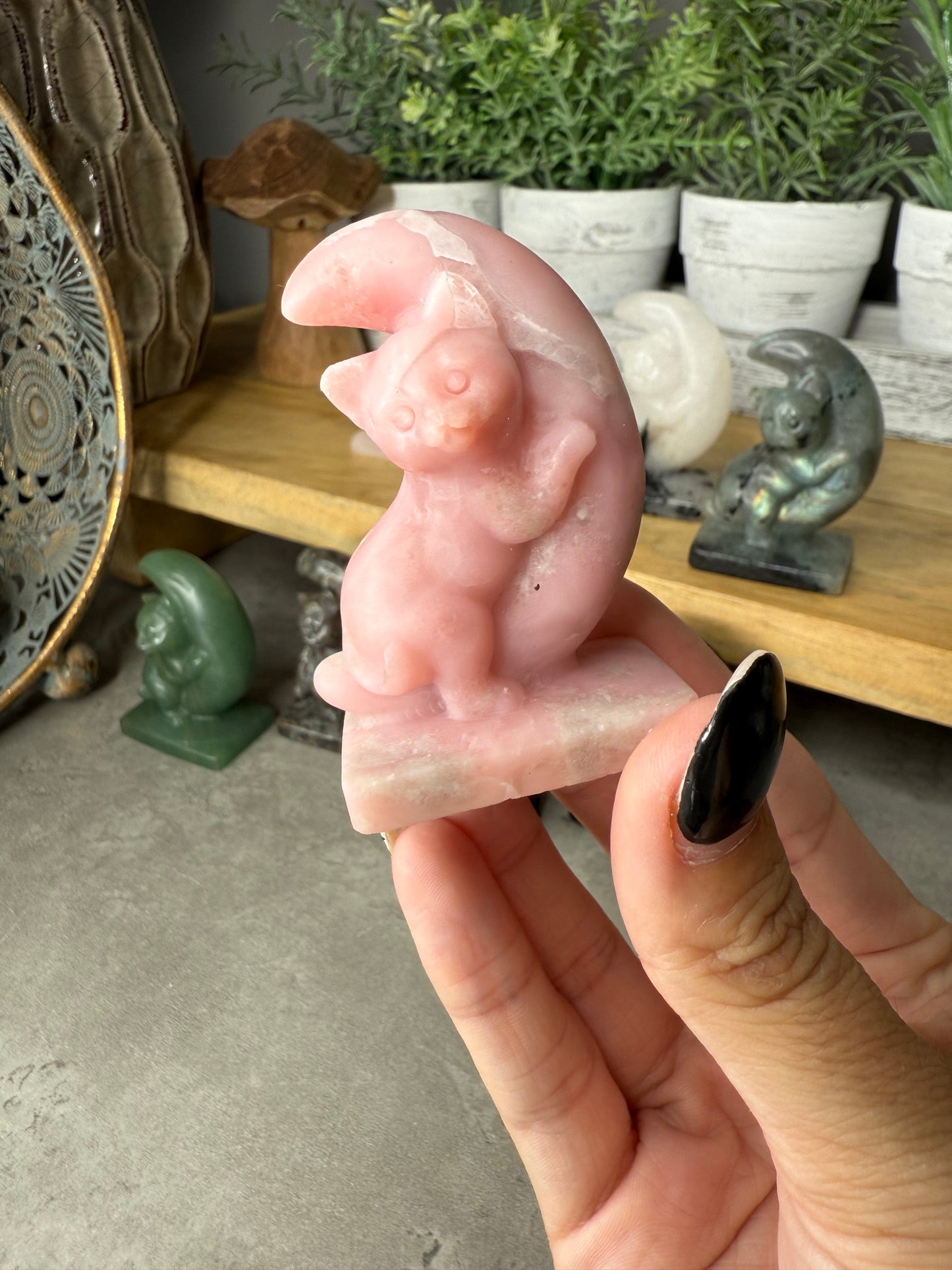 Moon Cat Crystal Carving Medium Size