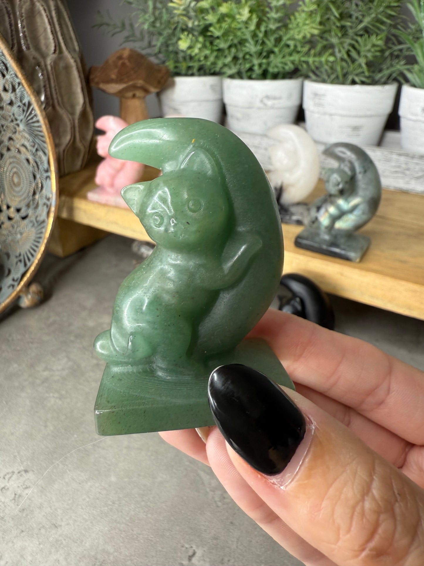 Moon Cat Crystal Carving Medium Size