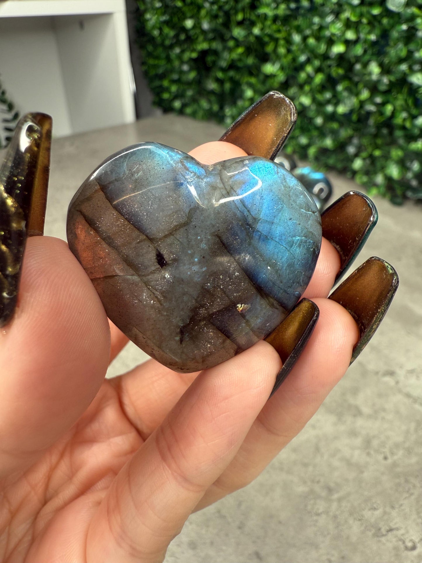 Flashy Labradorite Heart Crystal Carvings With Stands