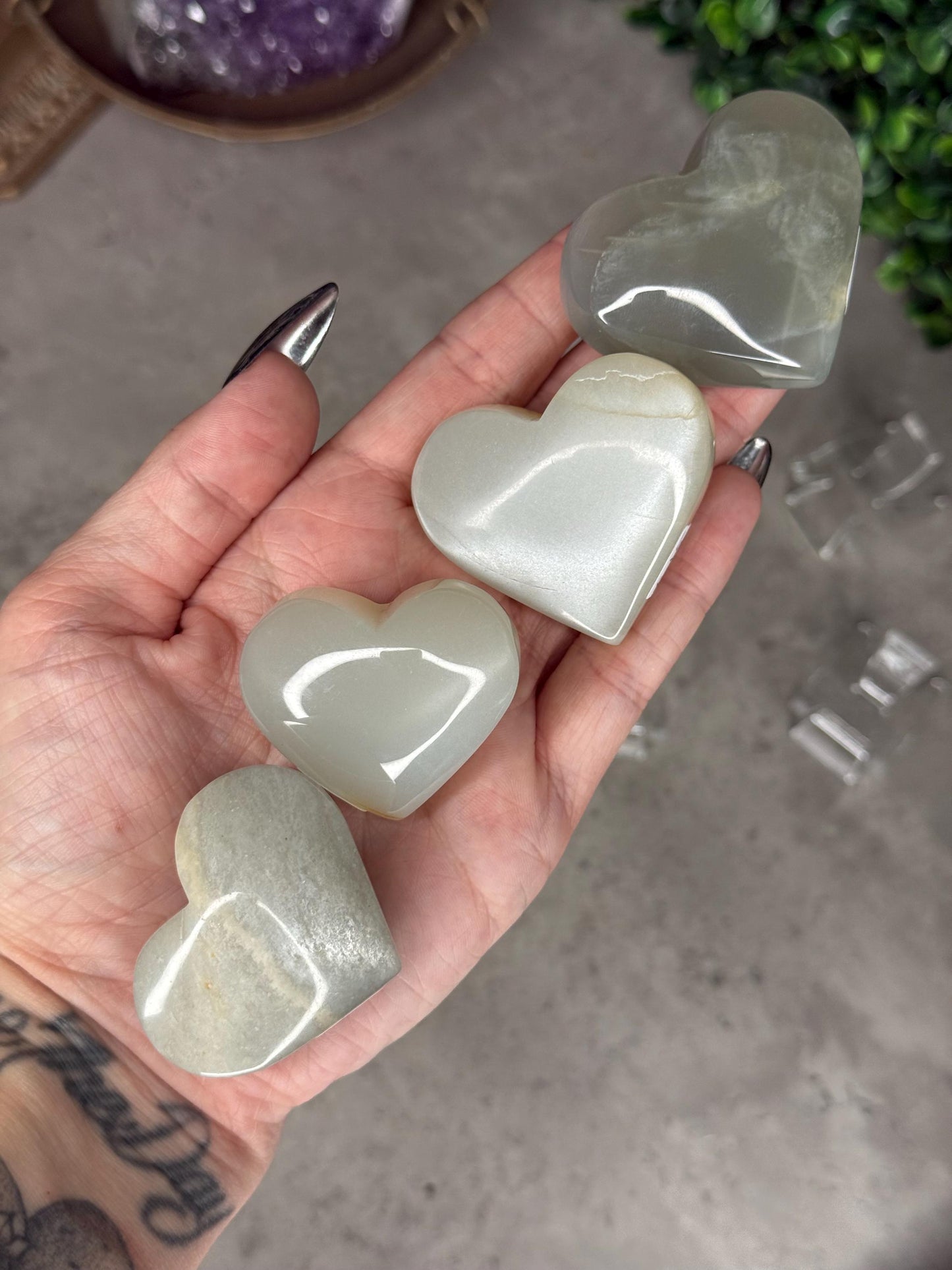 AAA Flashy Green Moonstone Heart Crystal Carvings