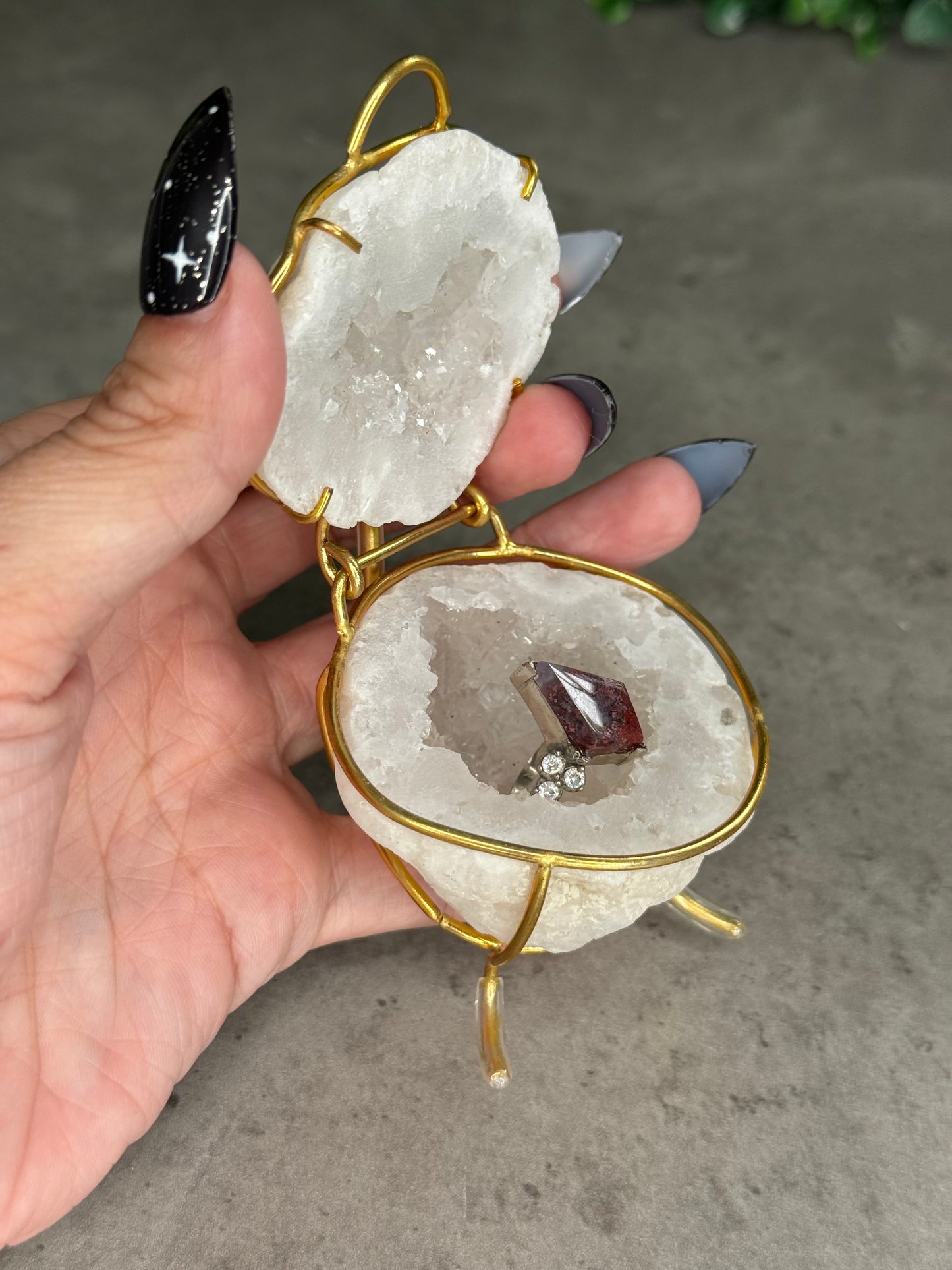 Agate Geode Ring Boxes with Stand