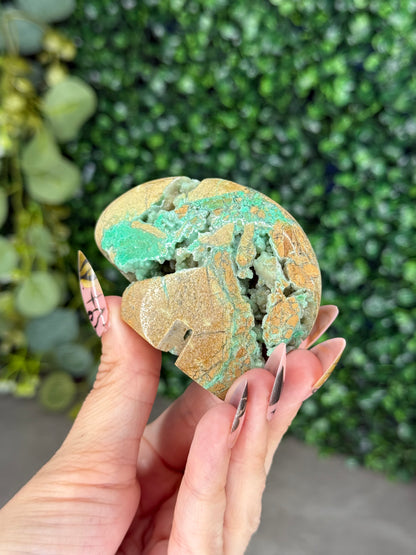 Smithsonite Bear Crystal Carving