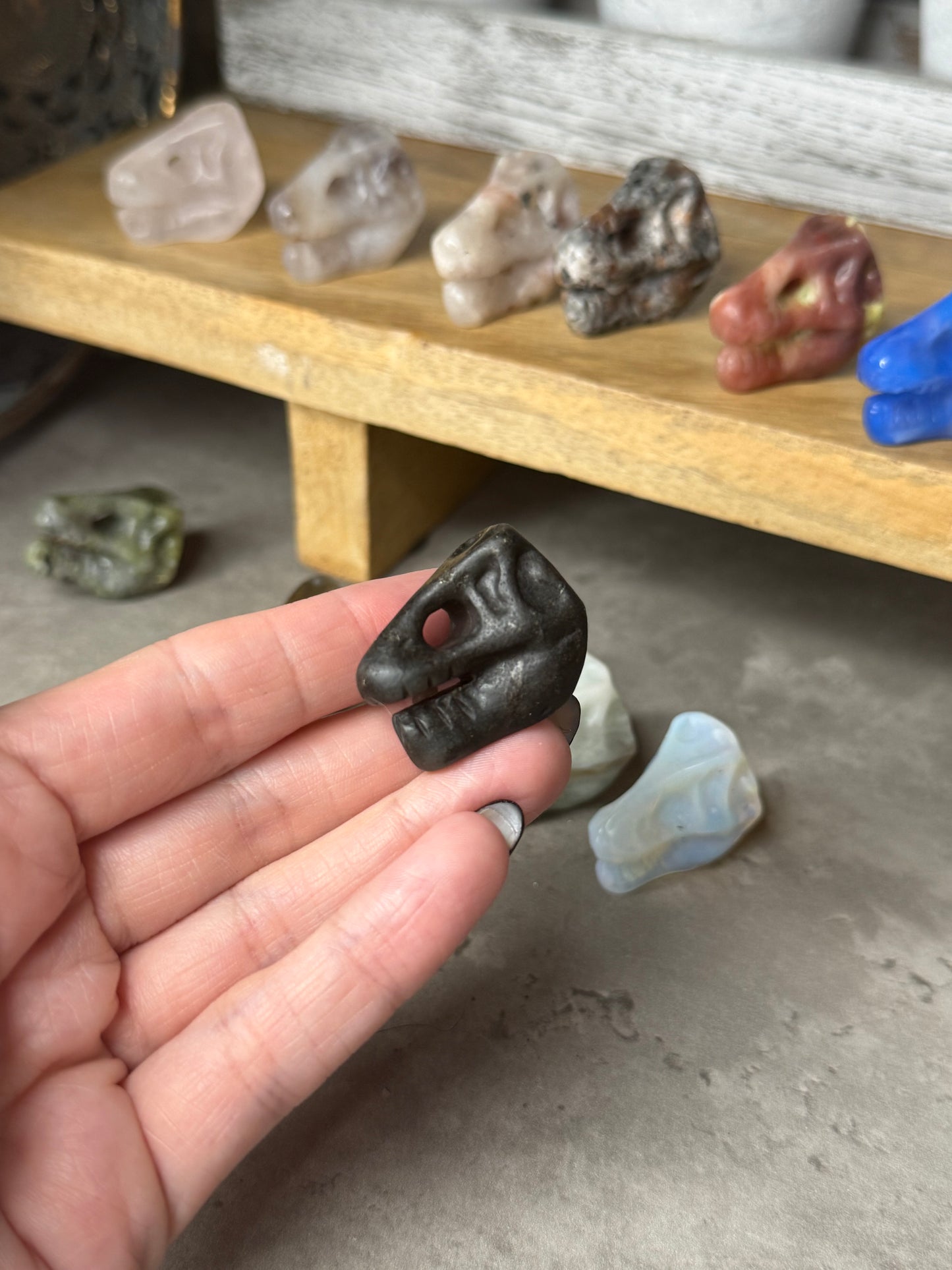 T Rex Dinosaur Head Mini Crystal Carvinf