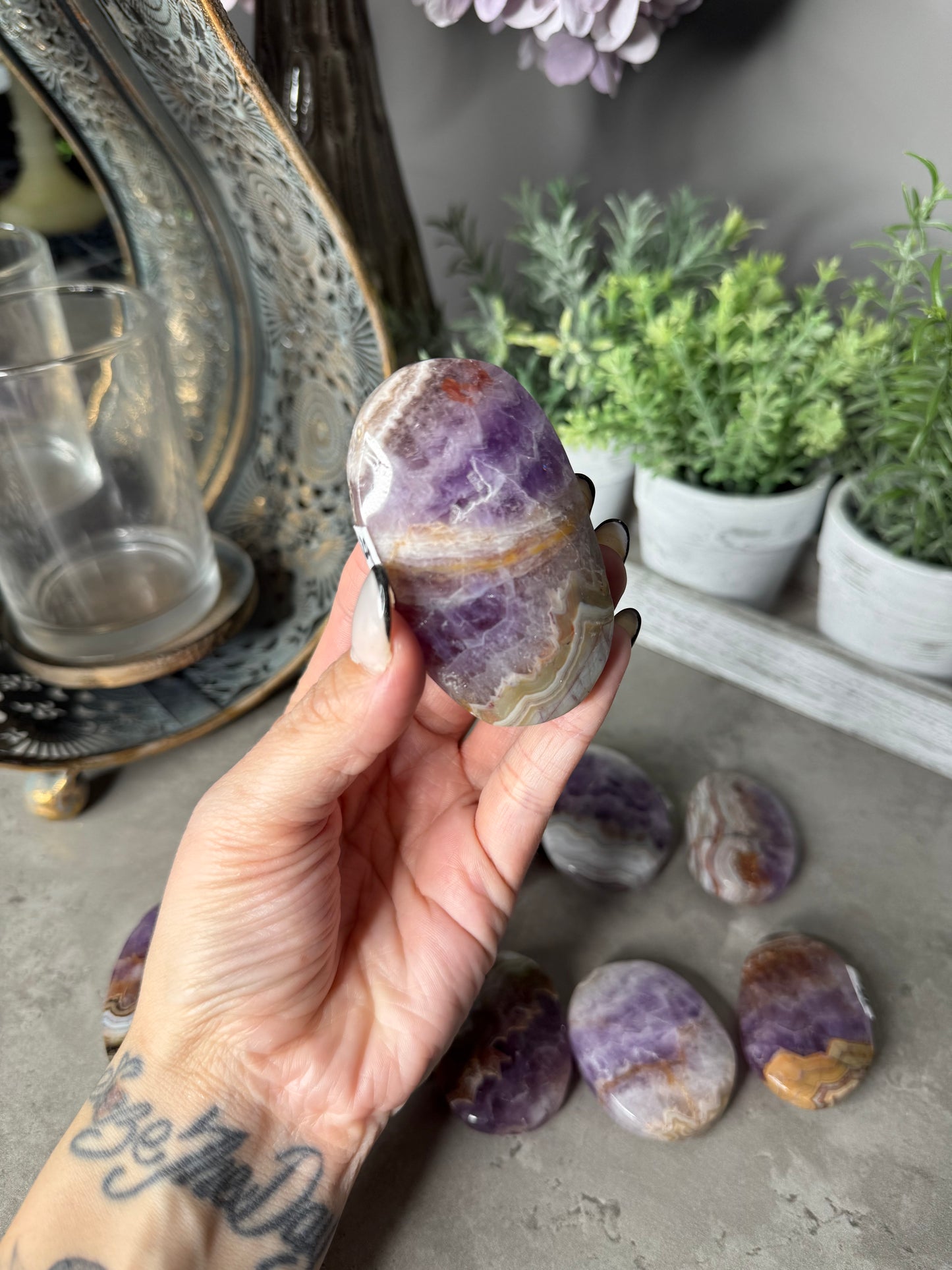 Amethyst x Crazy Lace Agate Palmstone