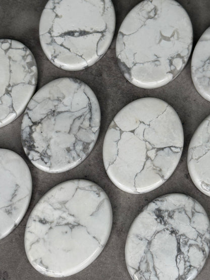 Howlite Flat Palmstones