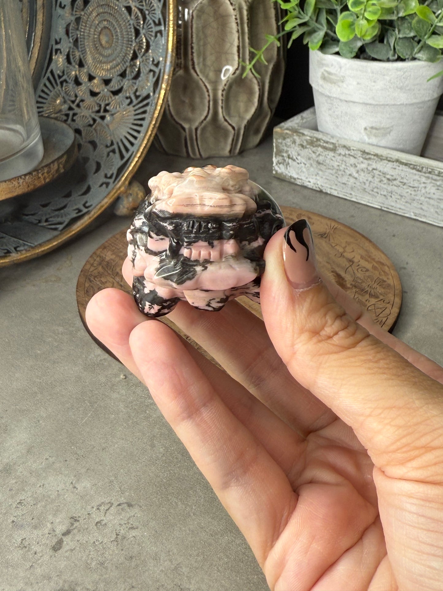 Rhodonite Pixiu Crystal Carving