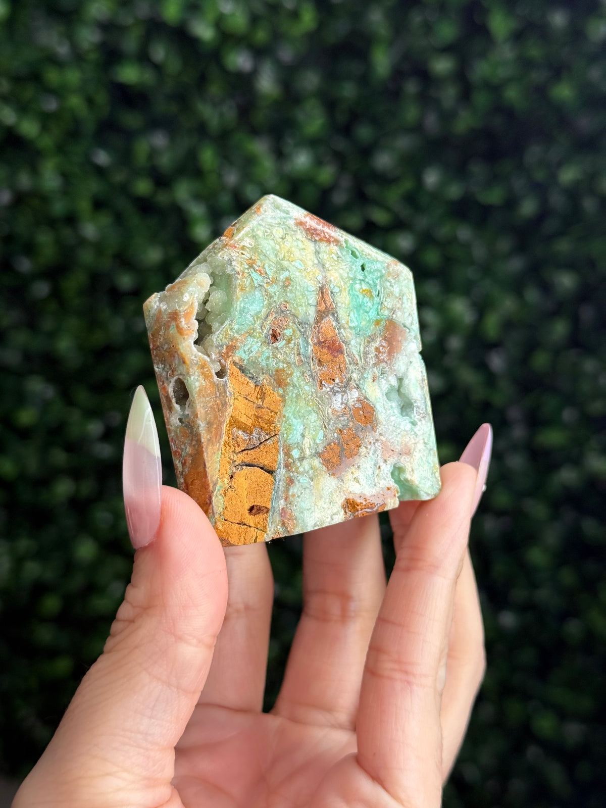 Smithsonite Domino Tower Crystal Carving - Indonesia - B