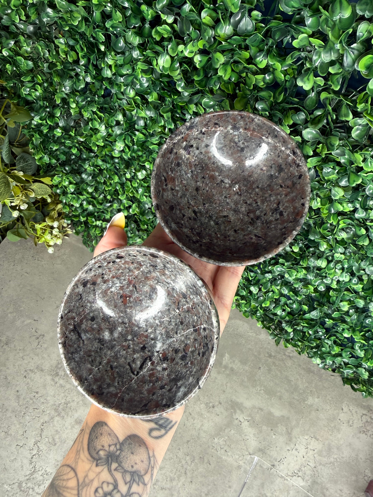 Yooperlite Medium Sized Bowls