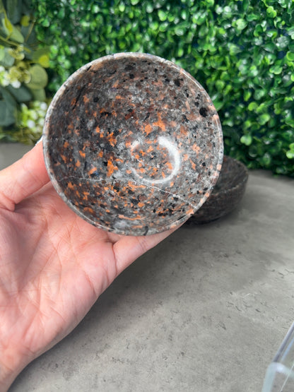 Yooperlite Medium Sized Bowls