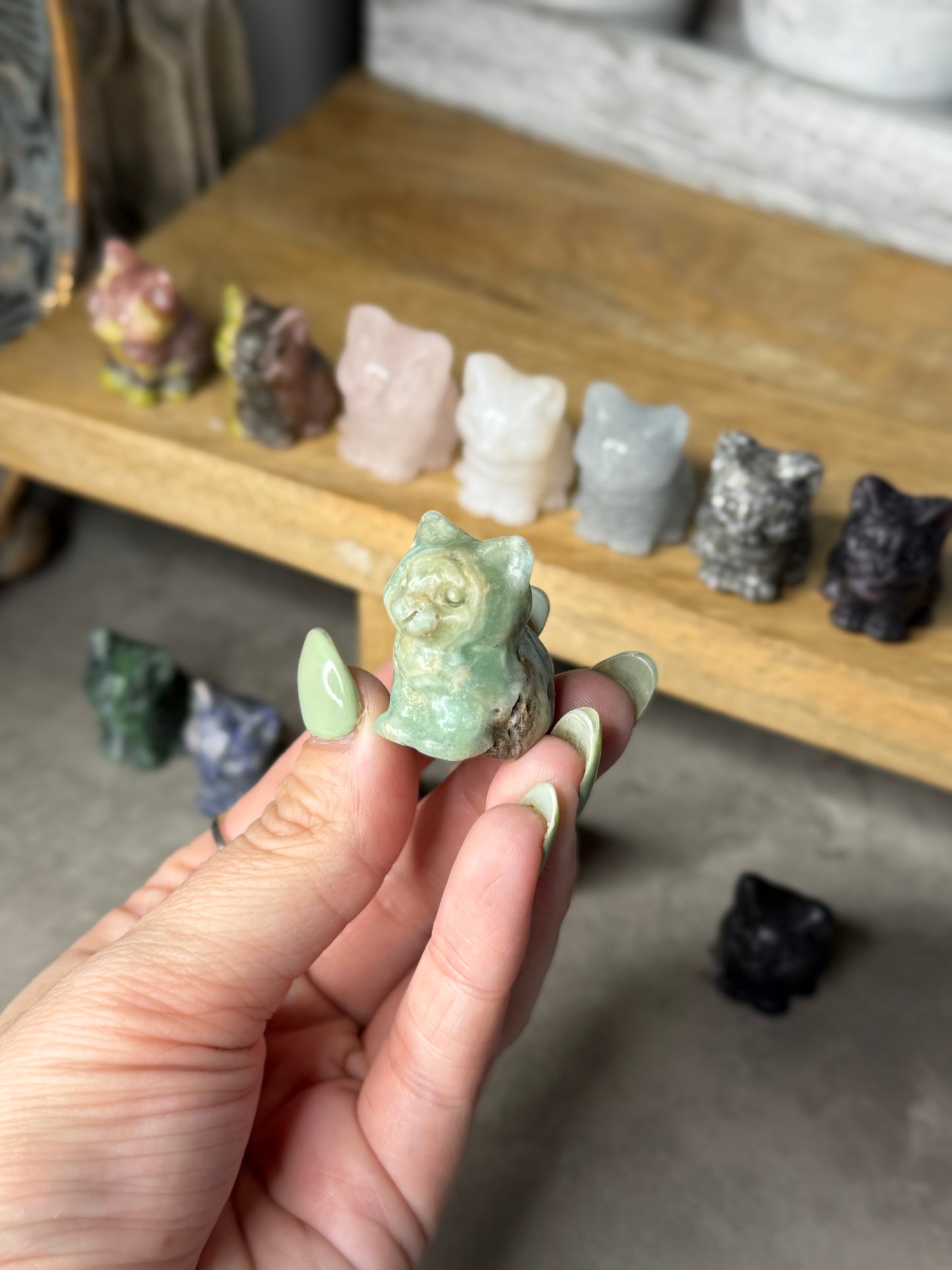 Sitting Cat Mini Crystal Carvings