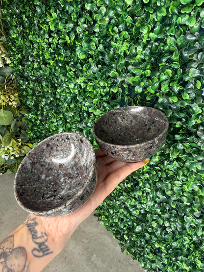 Yooperlite Medium Sized Bowls