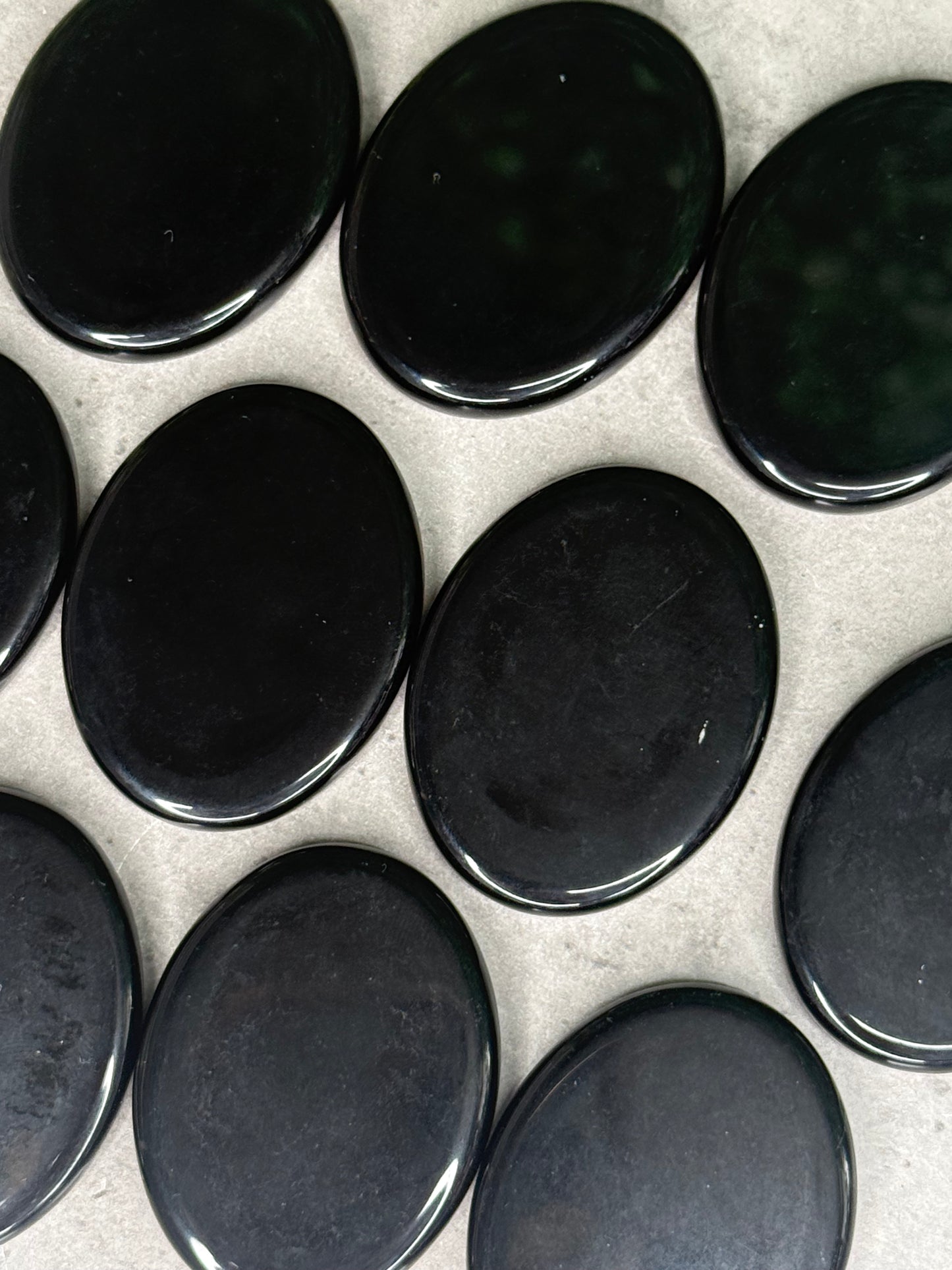 Obsidian Flat Palmstones