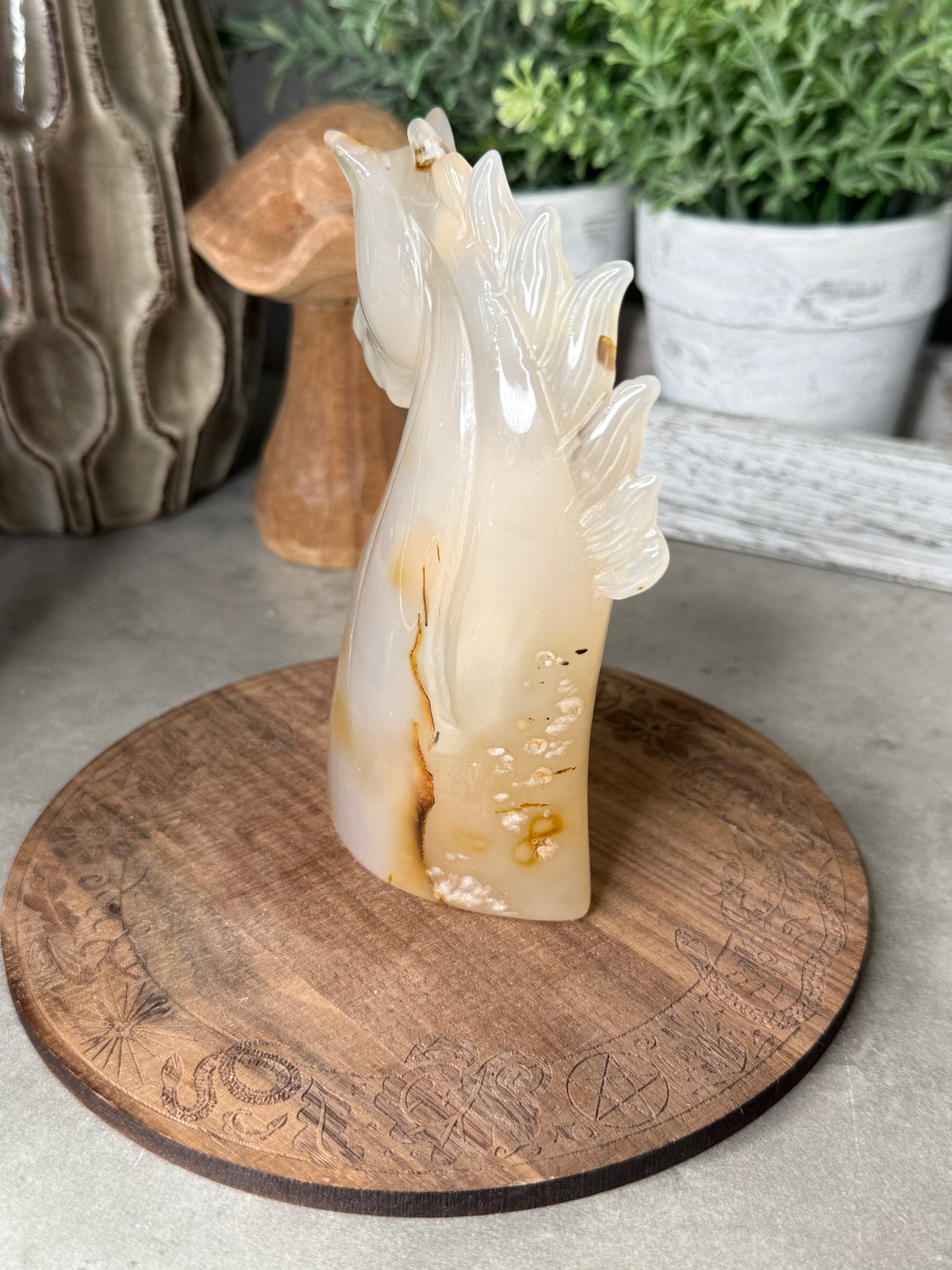 Flower Agate Crystal Horse Head Druzy Carving