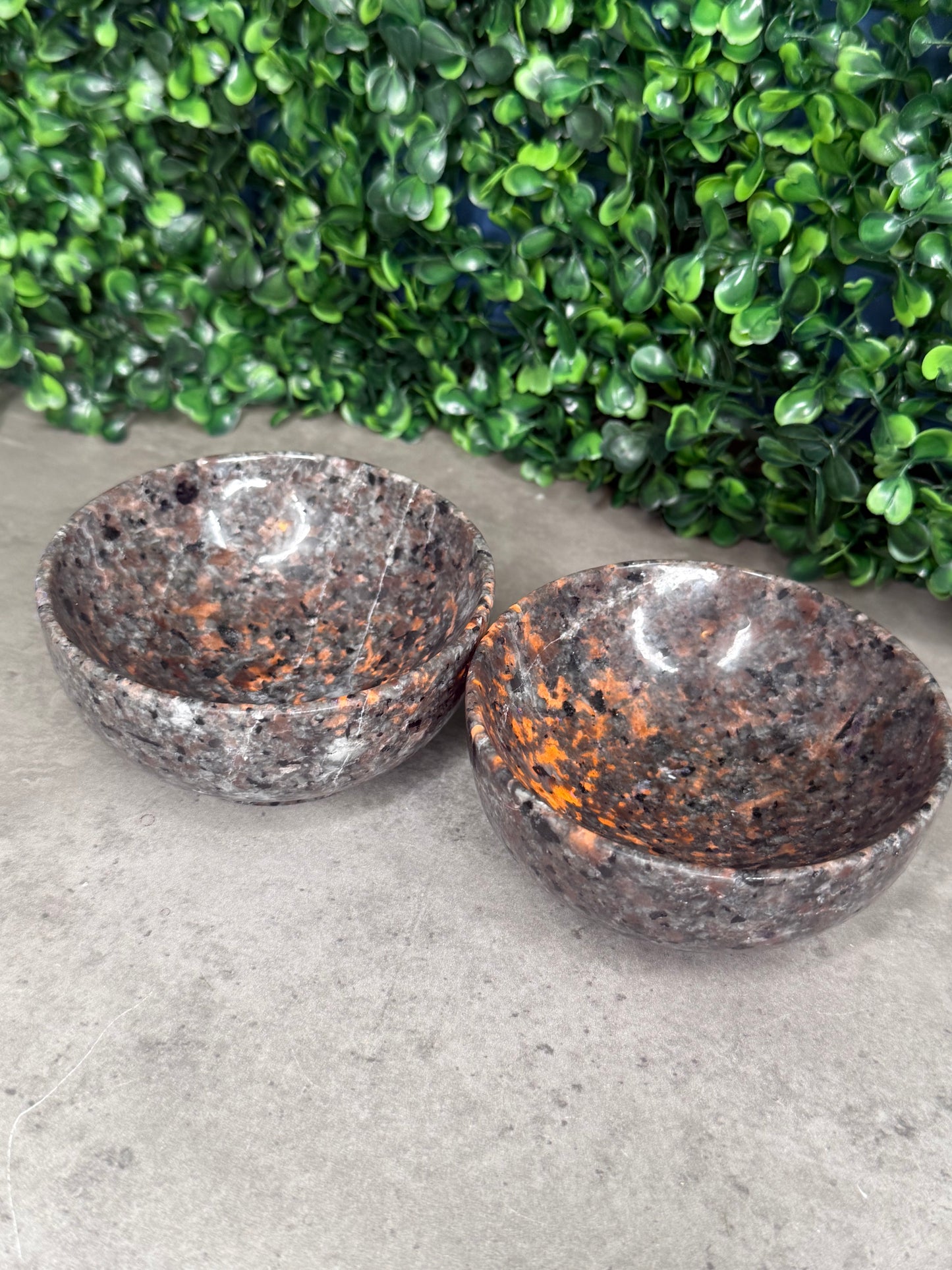 Yooperlite Medium Sized Bowls