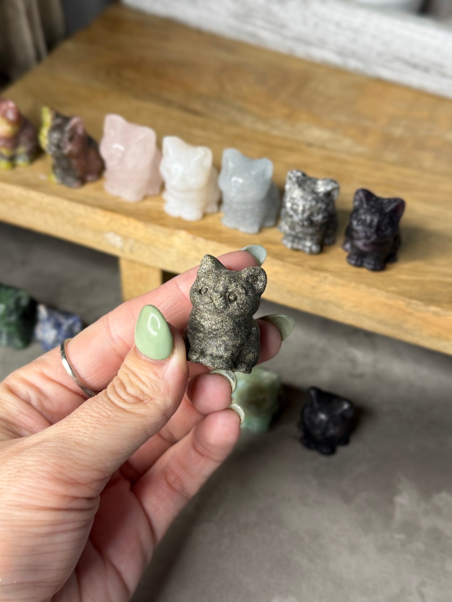 Sitting Cat Mini Crystal Carvings