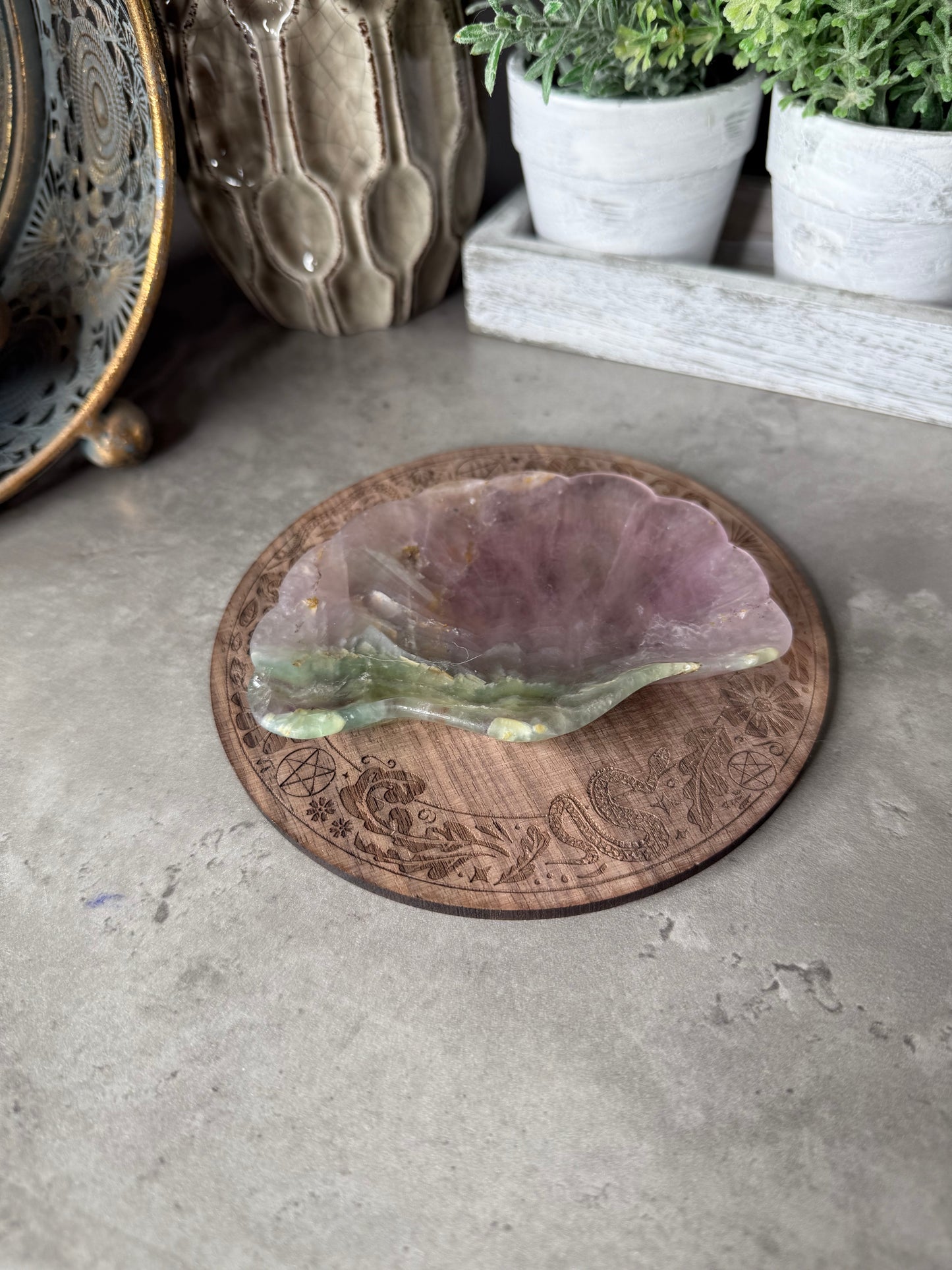 Fluorite Shell Bowl