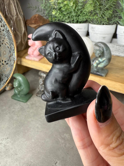 Moon Cat Crystal Carving Medium Size
