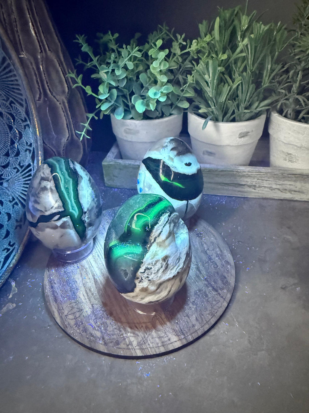 Volcano Agate Egg Crystal Carvings