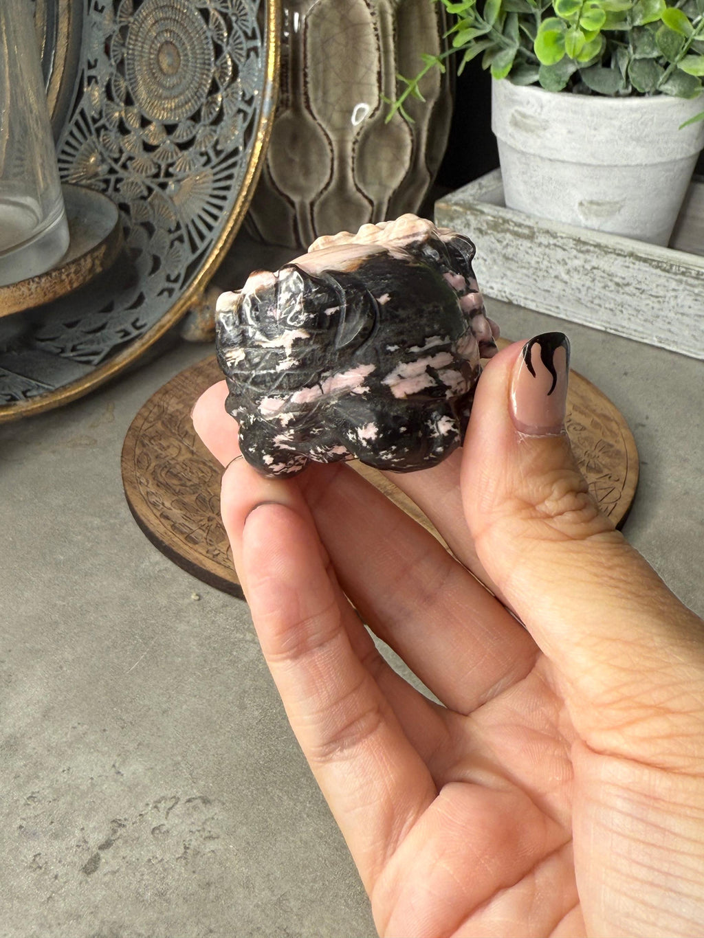 Rhodonite Pixiu Crystal Carving