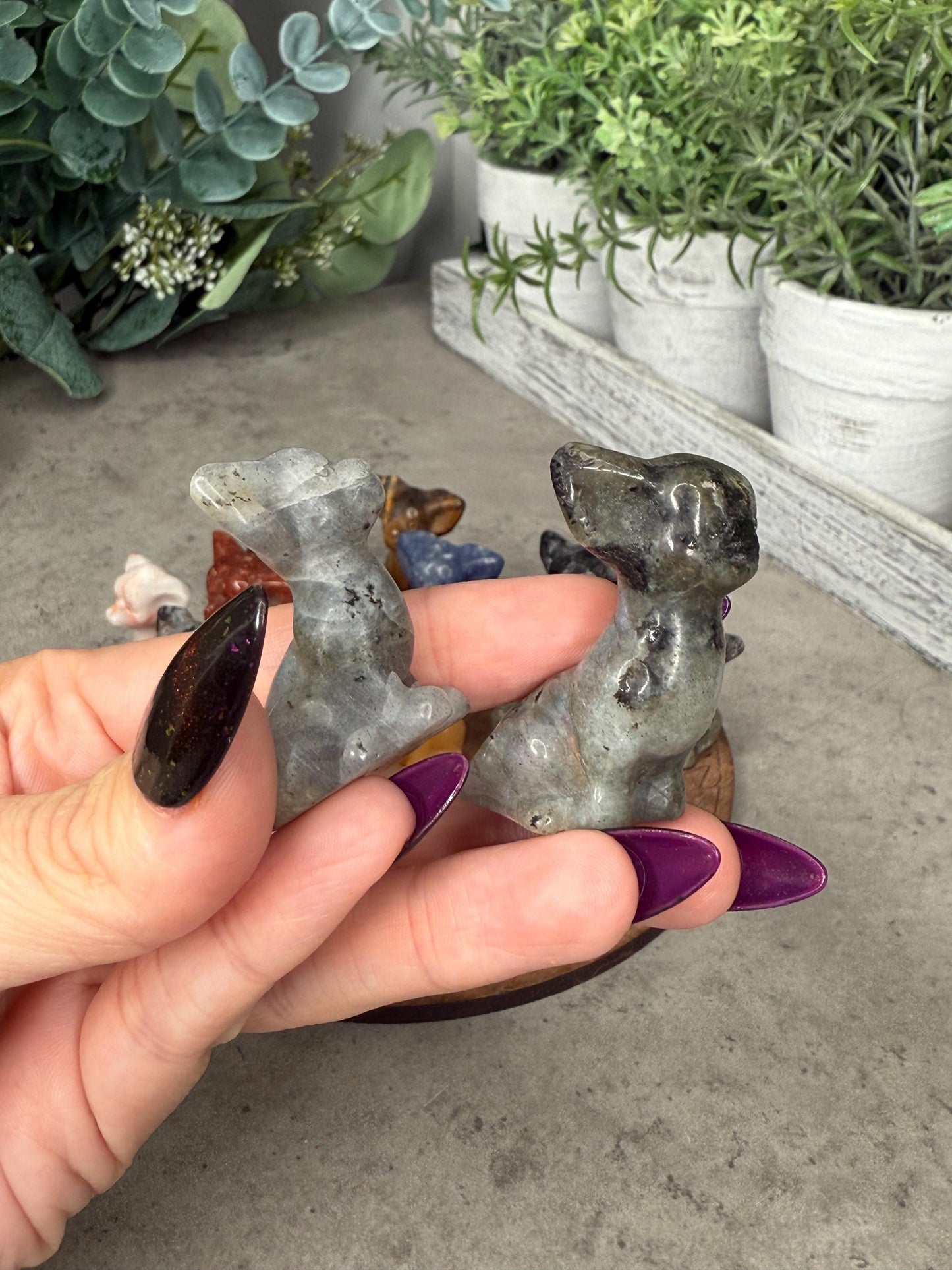 Chihuahua Dog Mini Crystal Carving