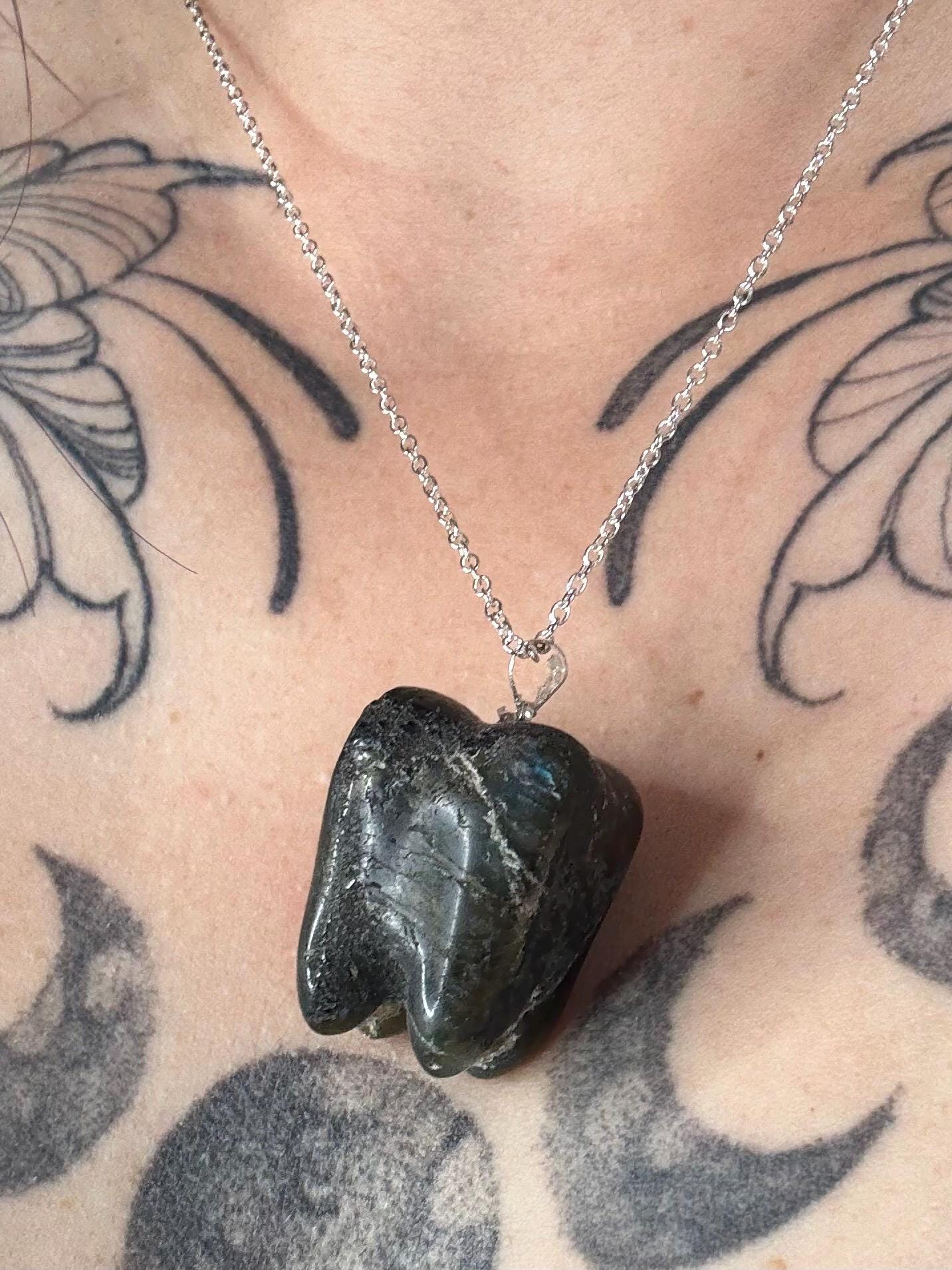 Large Tooth Crystal Carving Pendant with chain