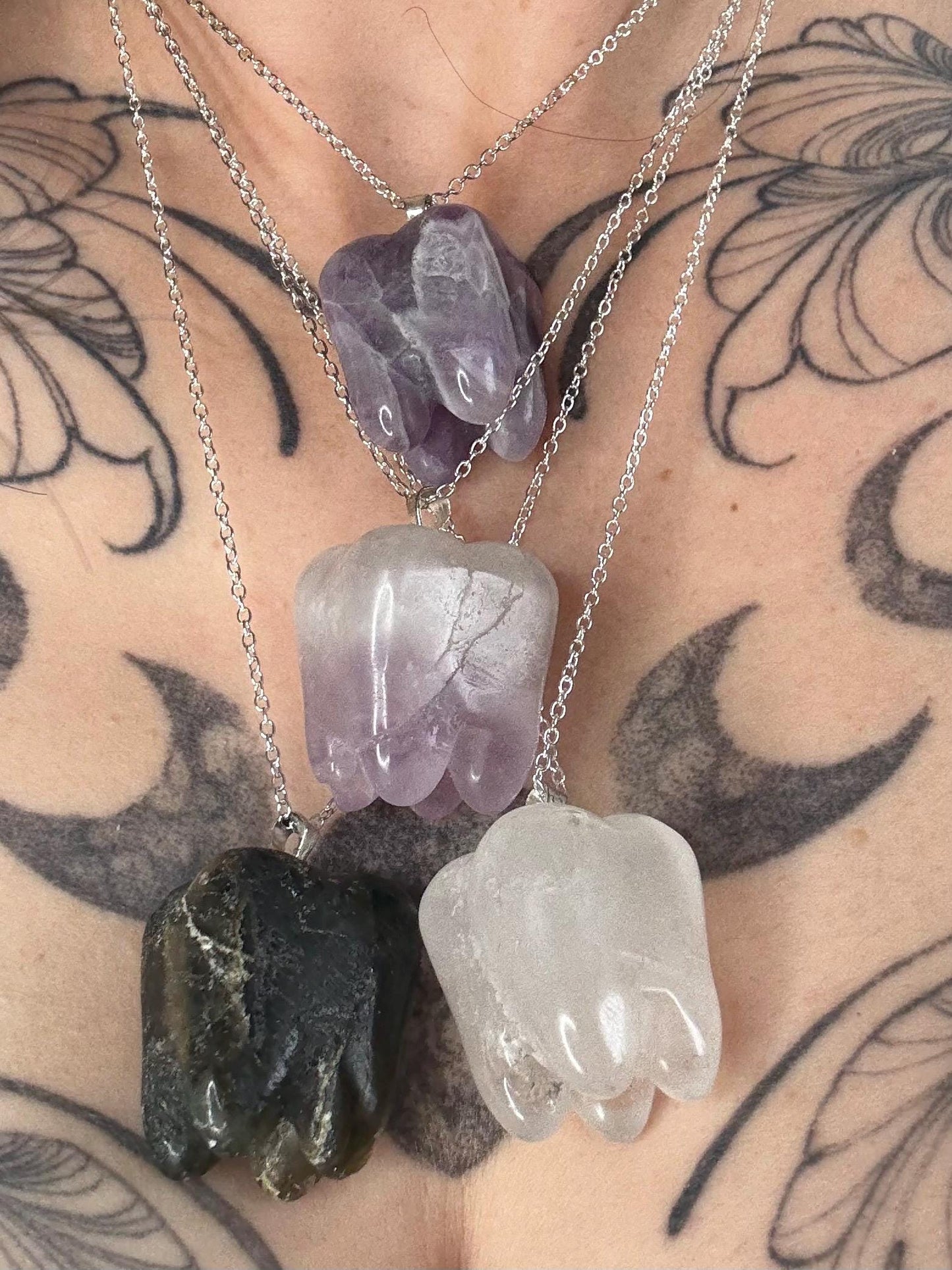 Large Tooth Crystal Carving Pendant with chain