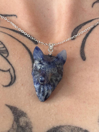 Wolf Head Crystal Carving Pendants with Chain