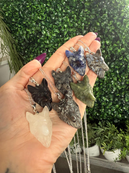 Wolf Head Crystal Carving Pendants with Chain