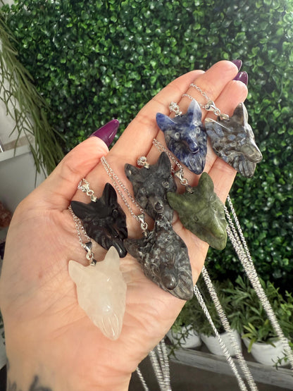 Wolf Head Crystal Carving Pendants with Chain