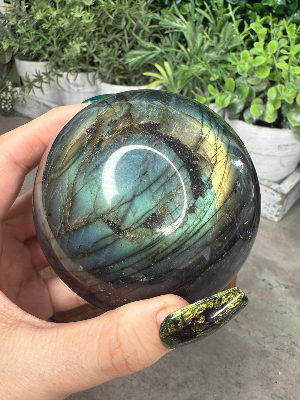 Large Flashy Labradorite Sphere 800g 83mm