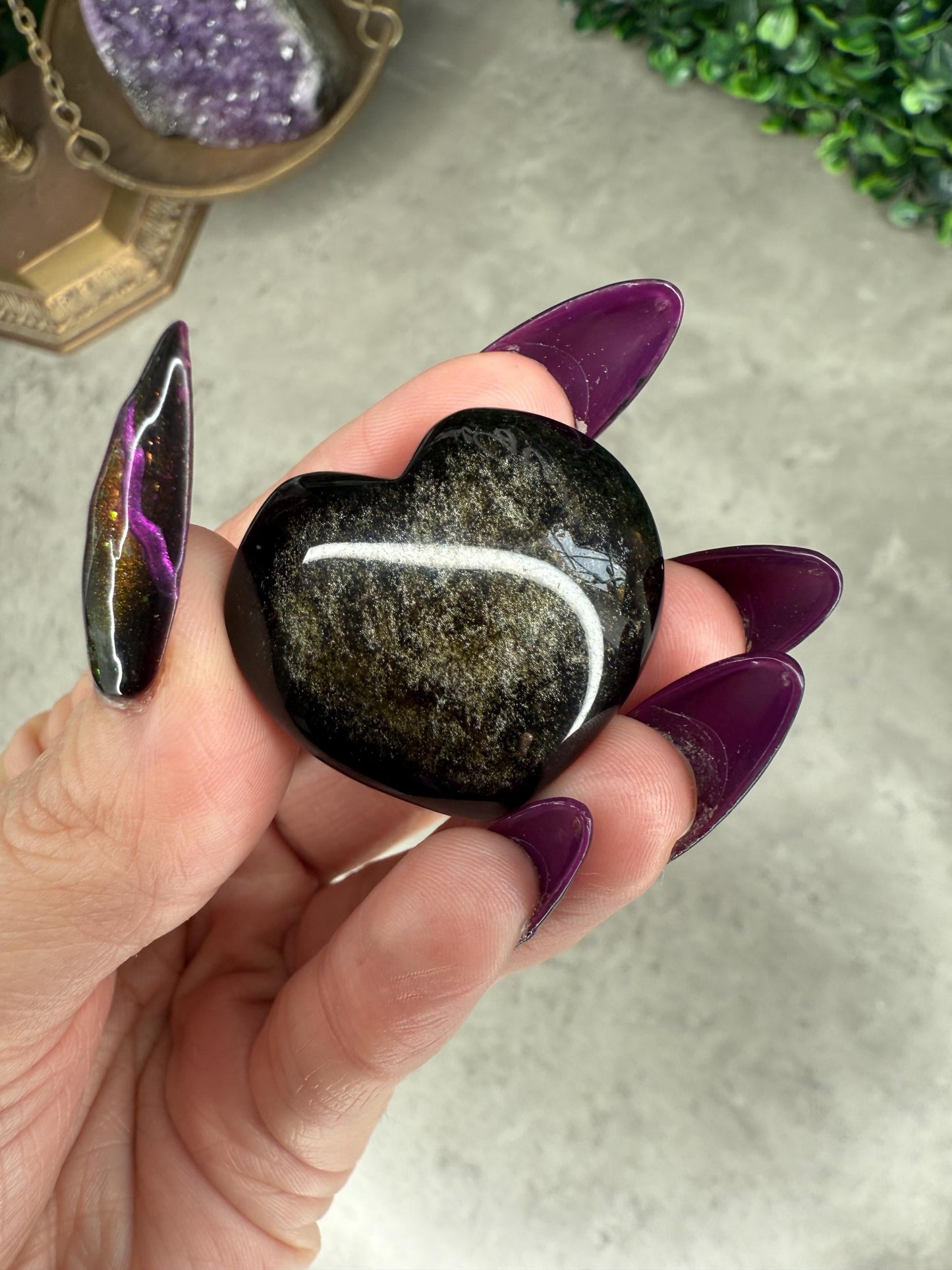 Golf Sheen Obsidian Mini Heart Crystal Carvings