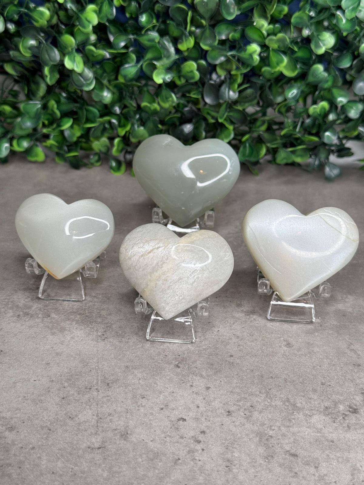 AAA Flashy Green Moonstone Heart Crystal Carvings