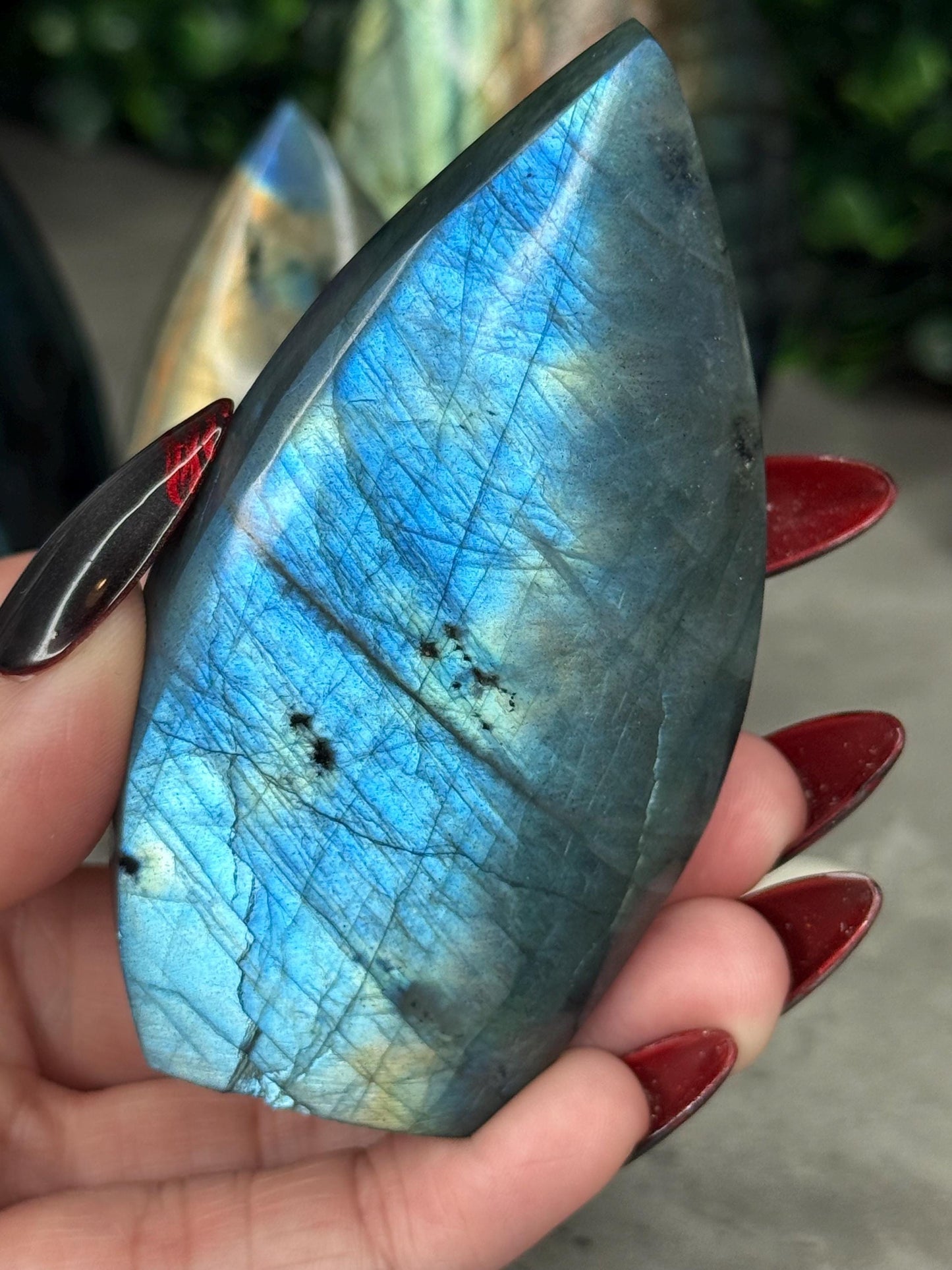 Flashy Labradorite Teardrop Crystal Carvings